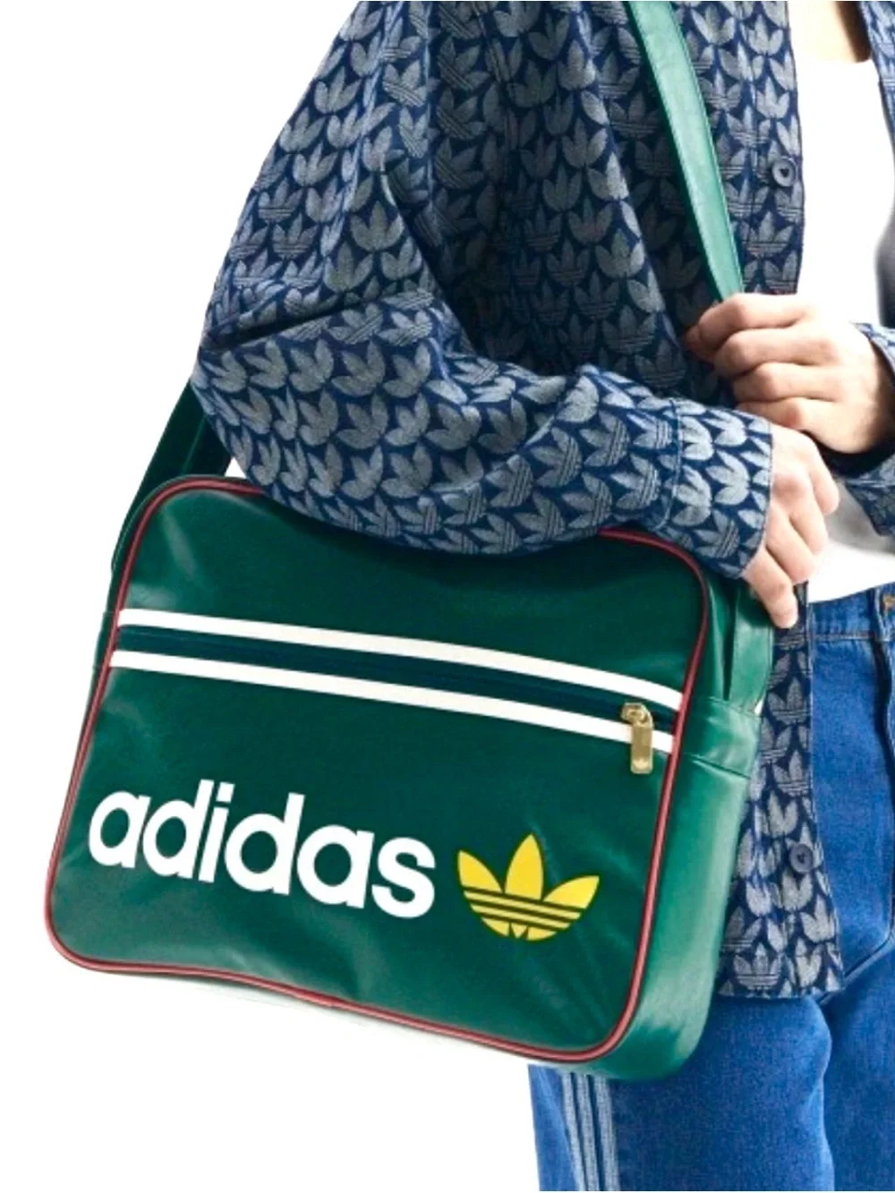 adidas OG large Airliner Shoulder Bag Lining with Trefoil Tag - Picture 12 of 12